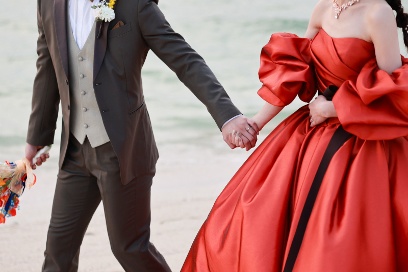 みんな気になるドレスのこと♡遠方に住んでいるけれど、ドレスはどうやって選ぶの??