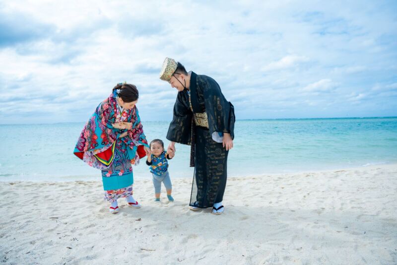 自然×歴史×異国情緒が楽しめる沖縄には、素敵なスポットがたくさん!!前撮りにも◎