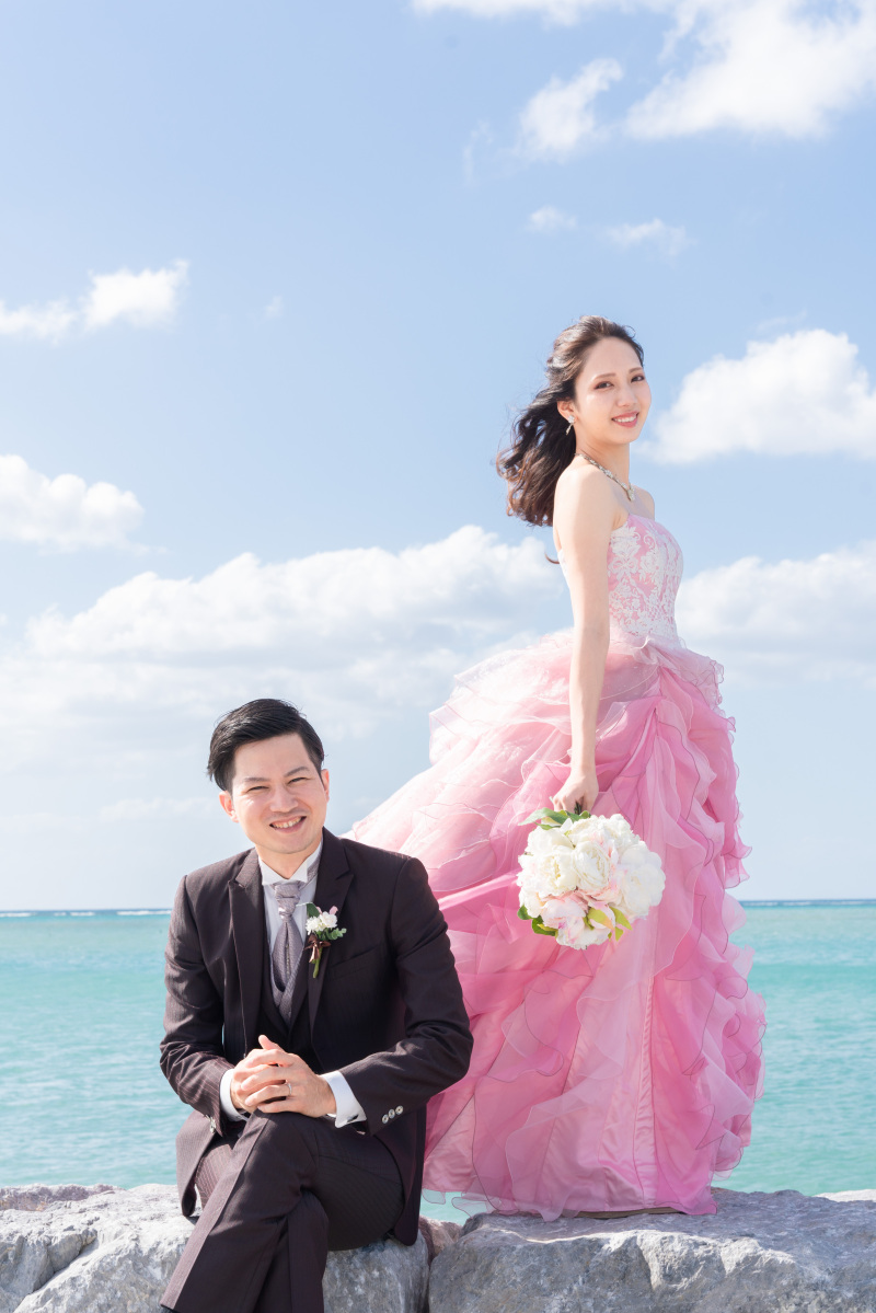 カラードレス何色にする？