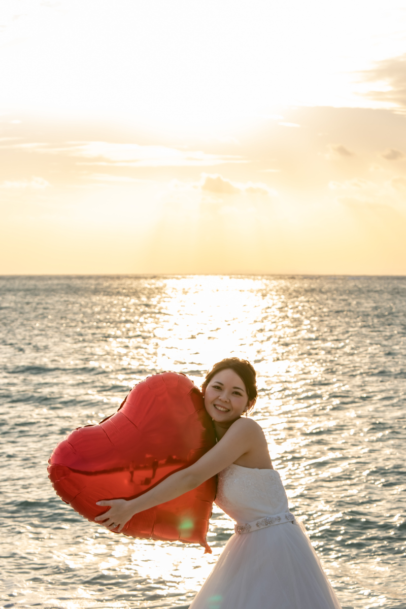 撮影ポーズ★サンセット&times;ビーチ