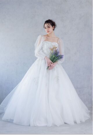 新作ドレスのご紹介♡