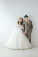 新しいウェディングドレス入荷しました♡