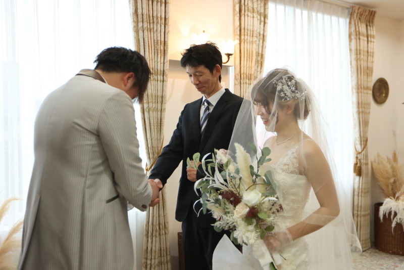 平日ご相談+平日お衣裳合わせで…!?