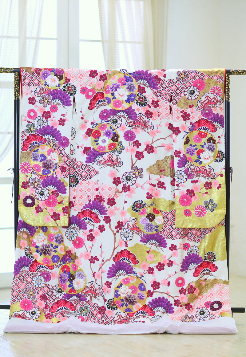 新しい色打掛のご紹介♪