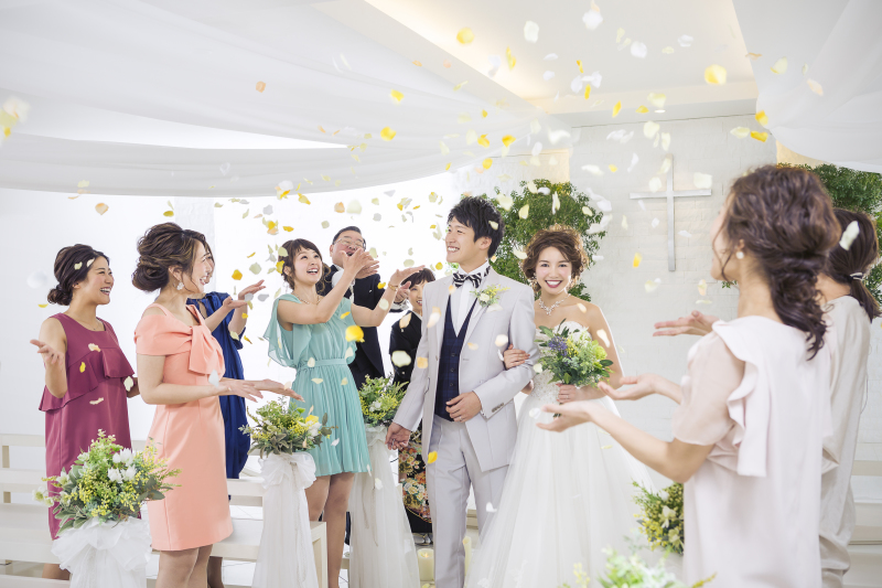 結婚式派？フォトウェディング派？