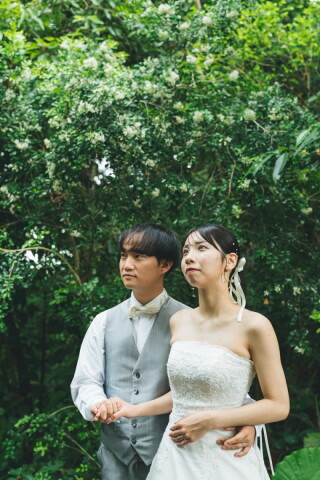 緑に包まれて、ふたりだけの特別なウェディングフォトを♪