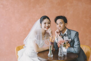 洋装スタジオフォトで叶える、特別な一枚