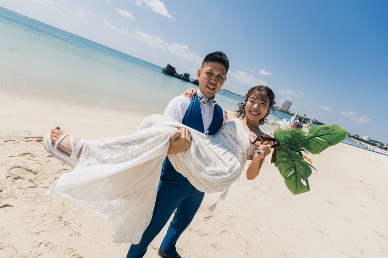元気いっぱい☆笑顔はじけるビーチフォトのご紹介!!