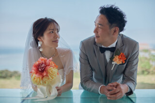 リゾ婚チャペルで撮影するフォトウェディング