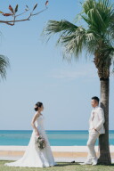  ビーチだけじゃない♪緑に囲まれた爽やかウェディングフォト