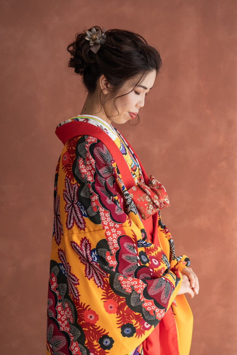 沖縄の伝統美に包まれて♡スタジオ琉装フォト体験