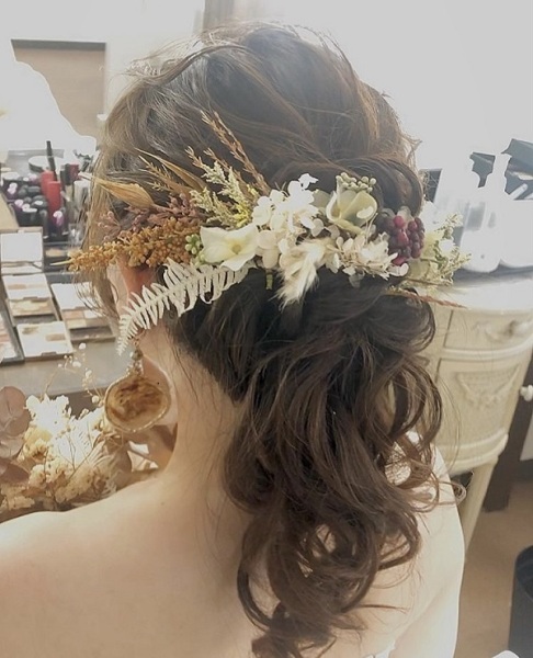 カラートーン別!アーティフィシャルフラワーのヘッドドレス&ヘアスタイル