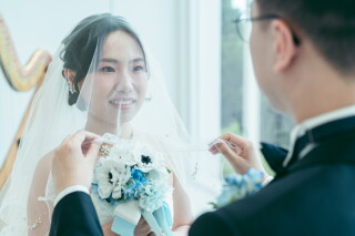 ザ・ヨミタンリゾート アクアグレイス・チャペルでふたりだけの挙式フォト♪