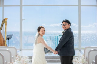 きらめく沖縄の海、写真に映るふたりの輝き♪