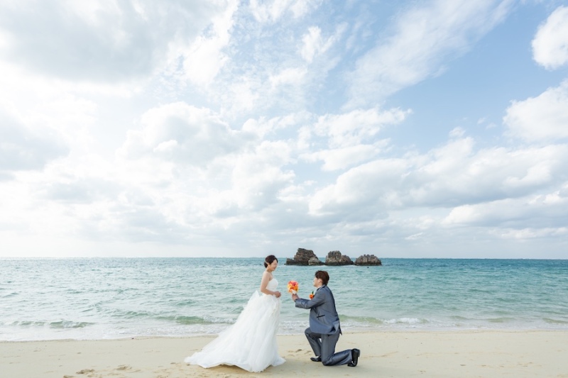 沖縄の海ではい！ポーズ♪