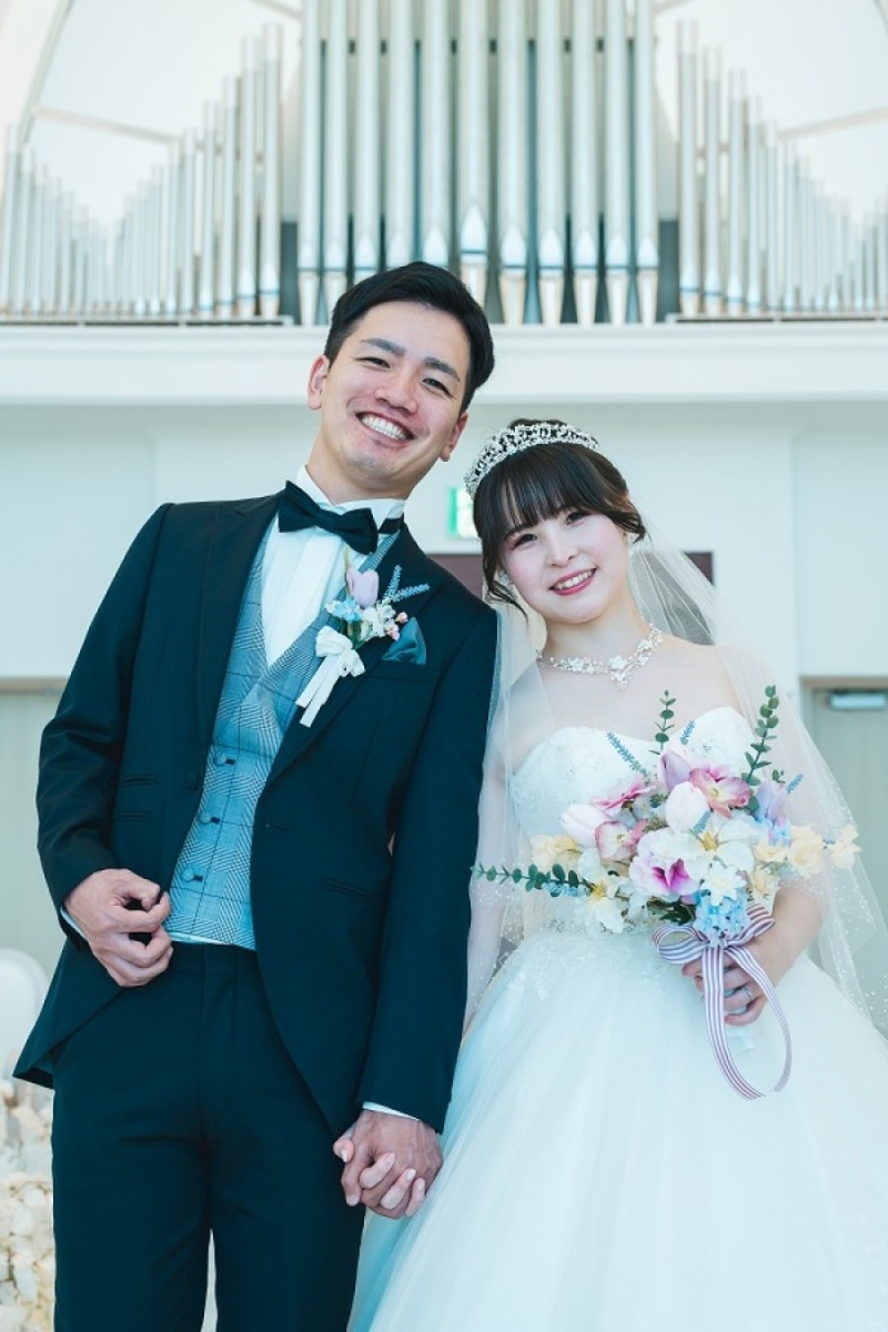 「読谷ブルー」が引き立つ白亜のチャペル♡アクアグレイス・チャペルフォト♪
