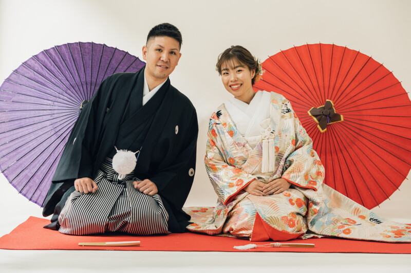 和装の美しさを引き出す、スタジオフォトウェディング
