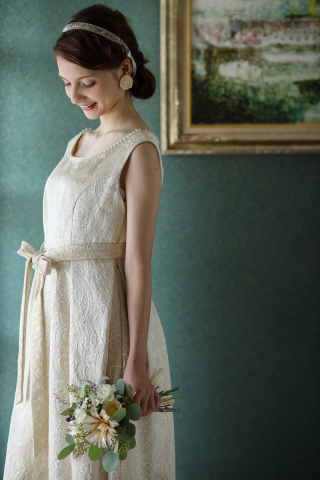 オリジナルドレス「HOWWELL」