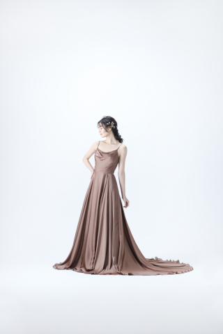 おすすめ衣装紹介 カラードレス編①