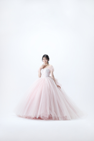 おすすめ衣装紹介 カラードレス編②