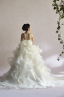 ふわふわと可憐なLES FEES(レフェ）のドレス&deg;˖✧