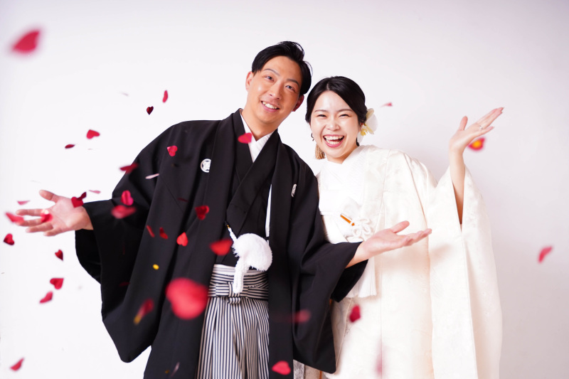 舞い散るコンフェティに包まれて