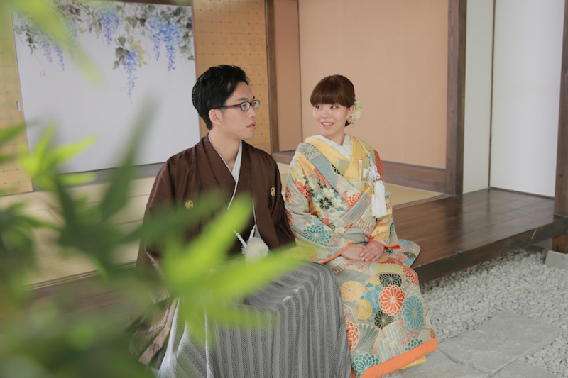 まだまだ暑い季節に、涼しい屋内撮影で和装の写真を残しませんか。