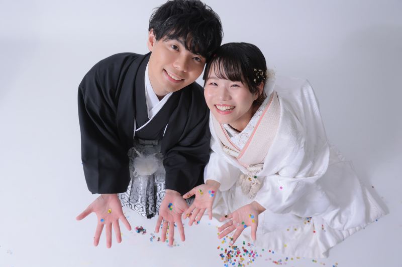 【和装スタジオPLIUS+】色とりどりのコンフェッティで撮影！