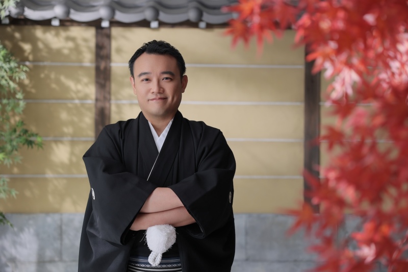 スタジオで秋らしい紅葉撮影