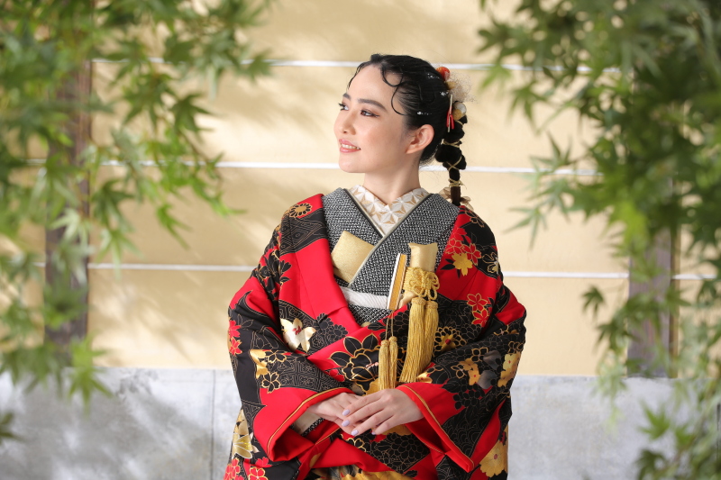 こだわりの詰まったコーディネートとヘアスタイルのご紹介です。
