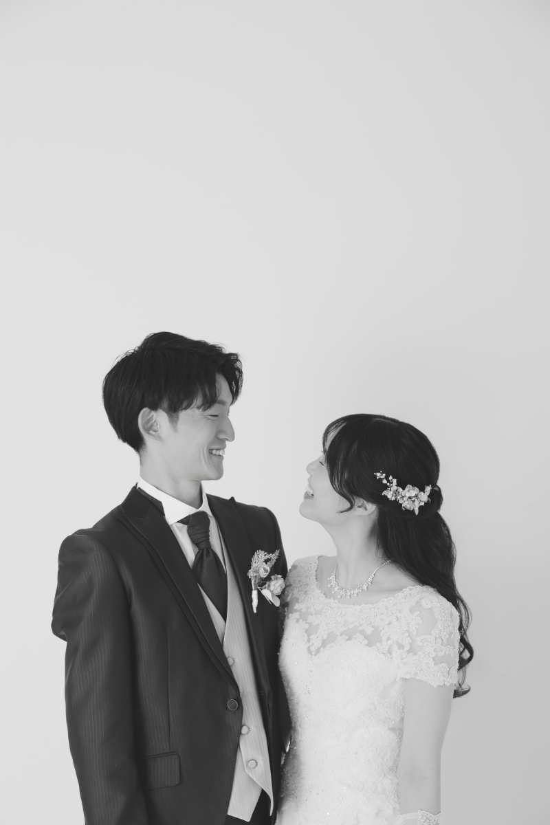 シンプル!でもお二人らしく! 洋装ハウススタジオプラン