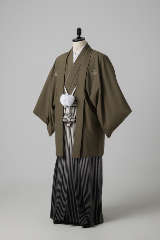 新作紋付袴入荷のお知らせ