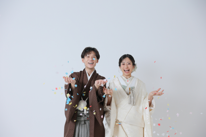 お持ち込み小物盛りだくさん!!和装スタジオ+洋装ロケーション!