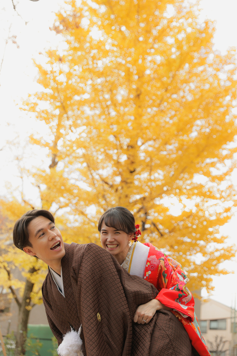 彩り豊かな【甘泉園公園】で残す仲良しなおふたりの笑顔