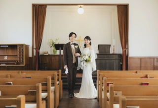 新宿から約20分。歴史ある教会で残す、特別なウェディングフォト⛪✨