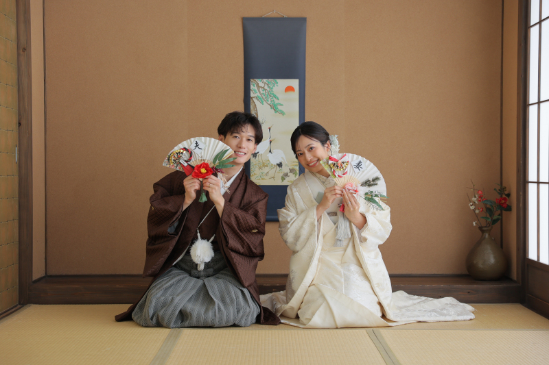 お持ち込み小物盛りだくさん!!和装スタジオ+洋装ロケーション!