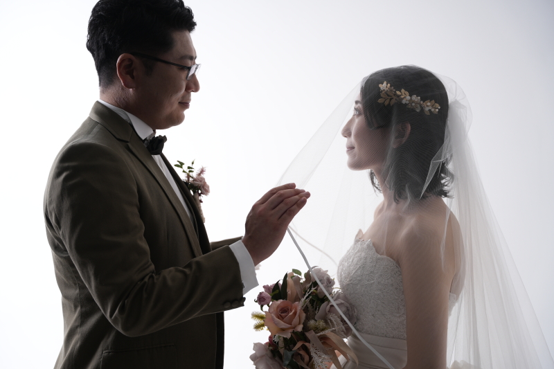 2人らしいお写真を!洋装スタジオ