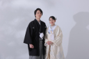 ブルーが映える白無垢ウェディングフォト
