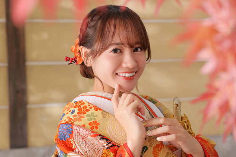 屋内庭園で色と白