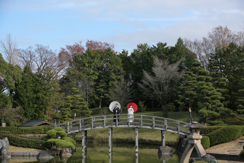 【花田苑ロケーションプラン】広大な敷地での紅葉撮影