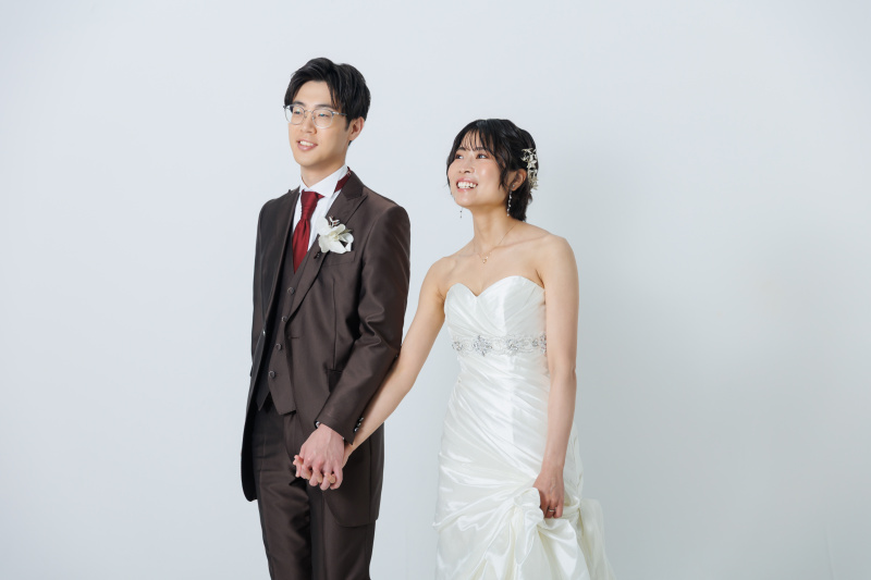 シンプルな背景で素敵なバリエーションを！【洋装スタジオプラン】