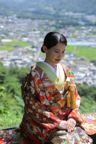 和装で飯綱山公園