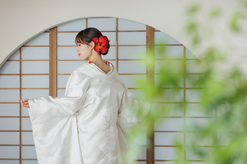 白無垢と黒紋付!屋内庭園スタジオのご紹介!