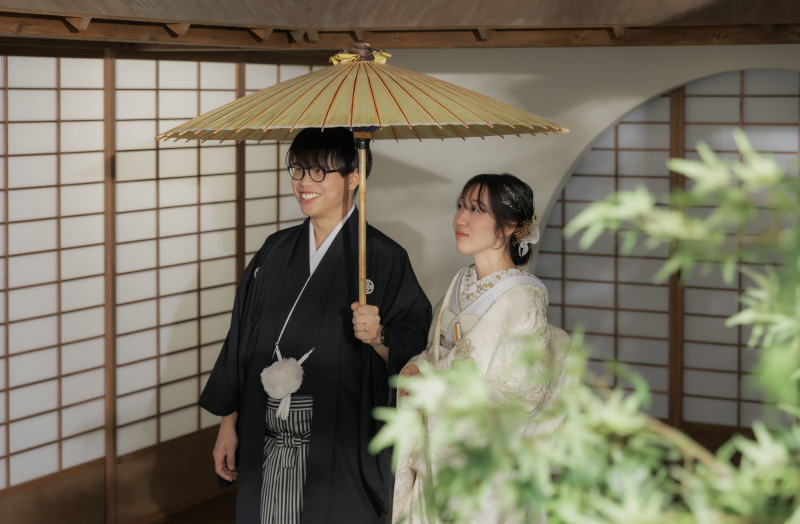 屋内庭園スタジオで撮影