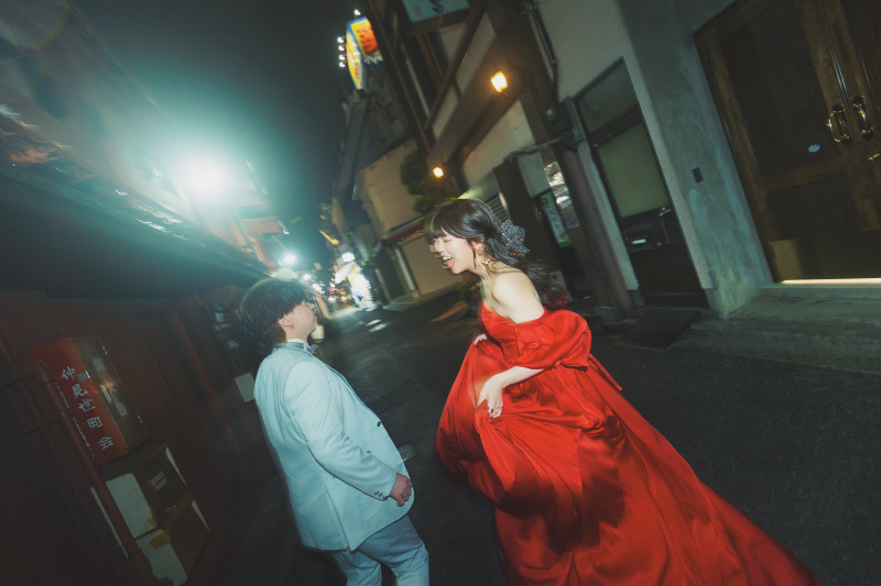 夜の浅草周遊！幻想的な街並みで叶えるフォトウェディング