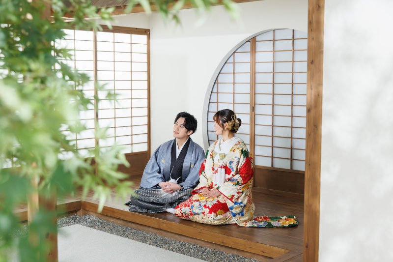 雷門と屋内庭園スタジオ！