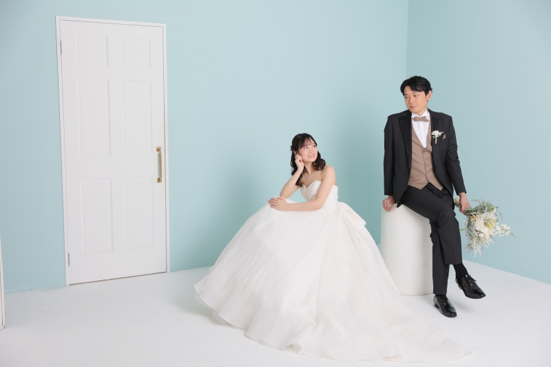クール系もかわいい系も撮れる!洋装ハウススタジオ