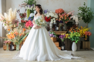 クール系もかわいい系も撮れる！洋装ハウススタジオ