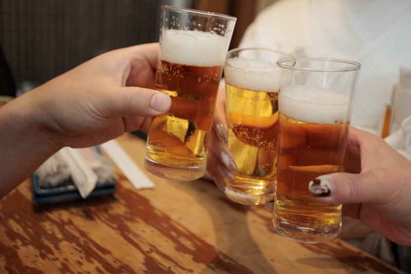 浅草のホッピー通りで