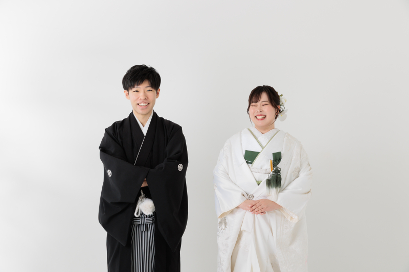 シンプルなスタジオでかわいく撮影しませんか??